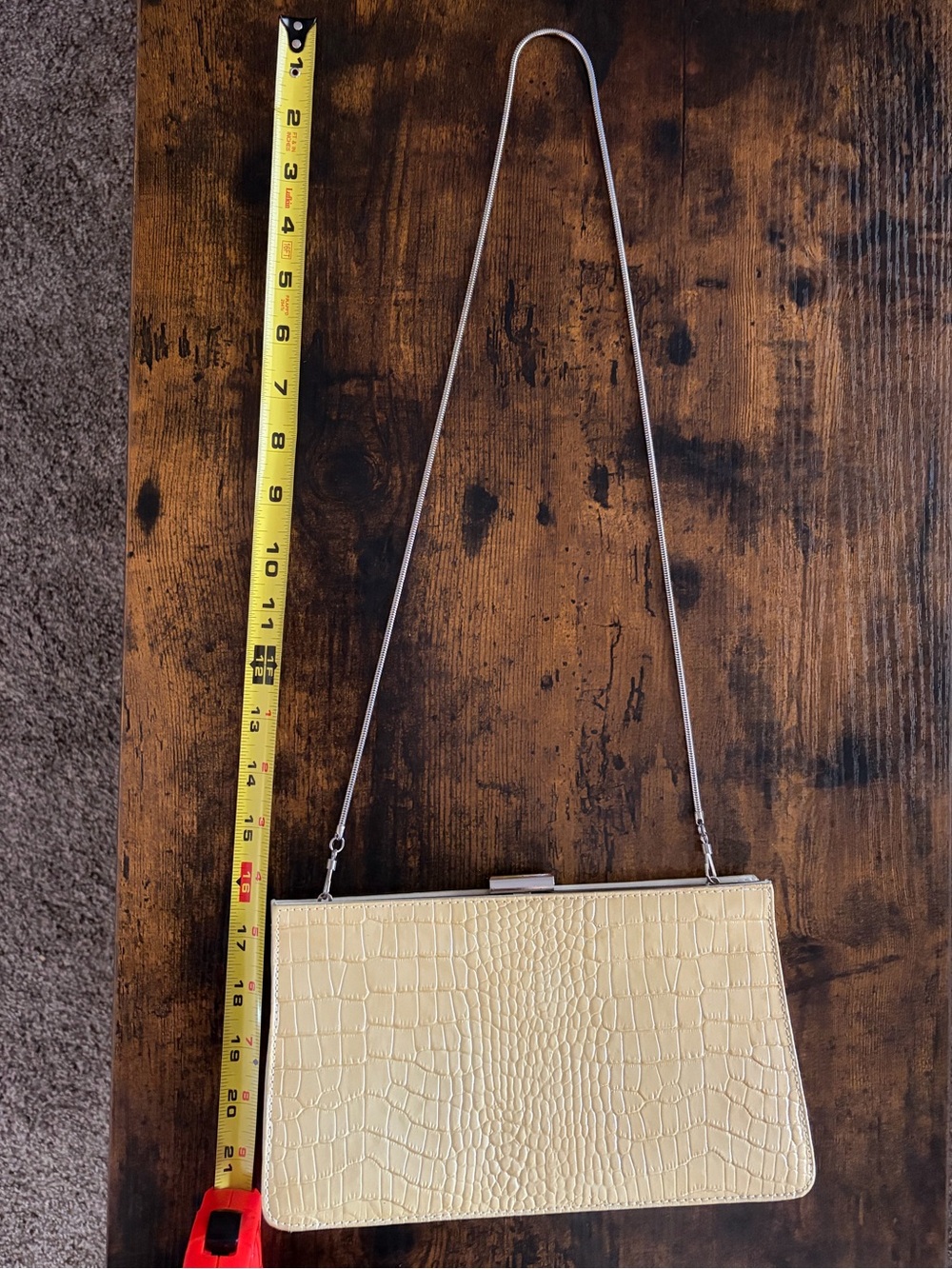 Giani Bernini Cream Croc-Embossed Clutch with Silver Chain